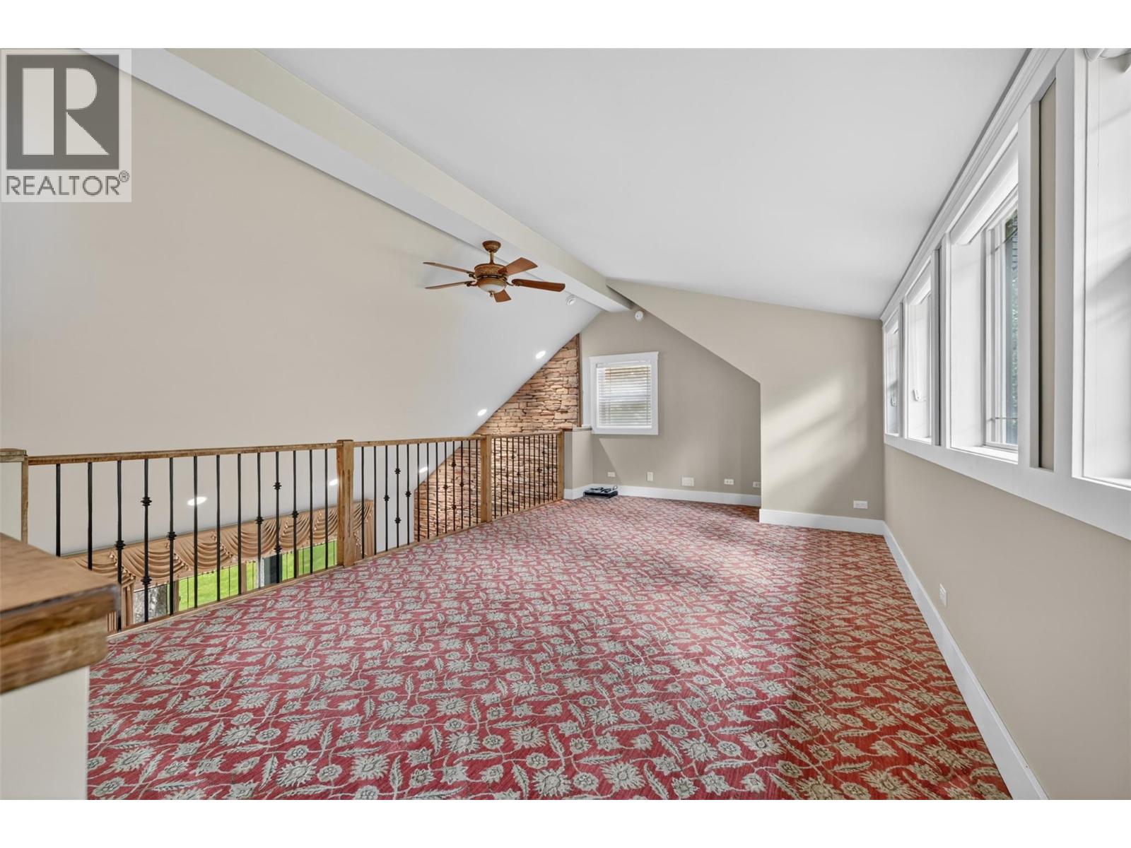 8566 Eacrett Road - 77