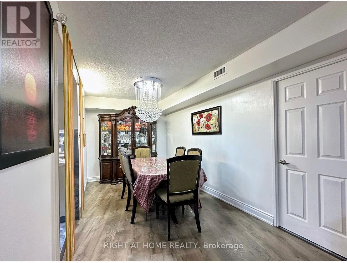 #605 757 VICTORIA PARK AVENUE - 46