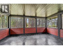 8566 Eacrett Road, Dry Gulch, BC V0A1K2 Photo 70
