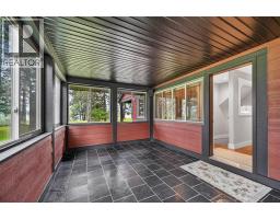 8566 Eacrett Road, Dry Gulch, BC V0A1K2 Photo 71