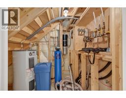 8566 Eacrett Road, Dry Gulch, BC V0A1K2 Photo 91