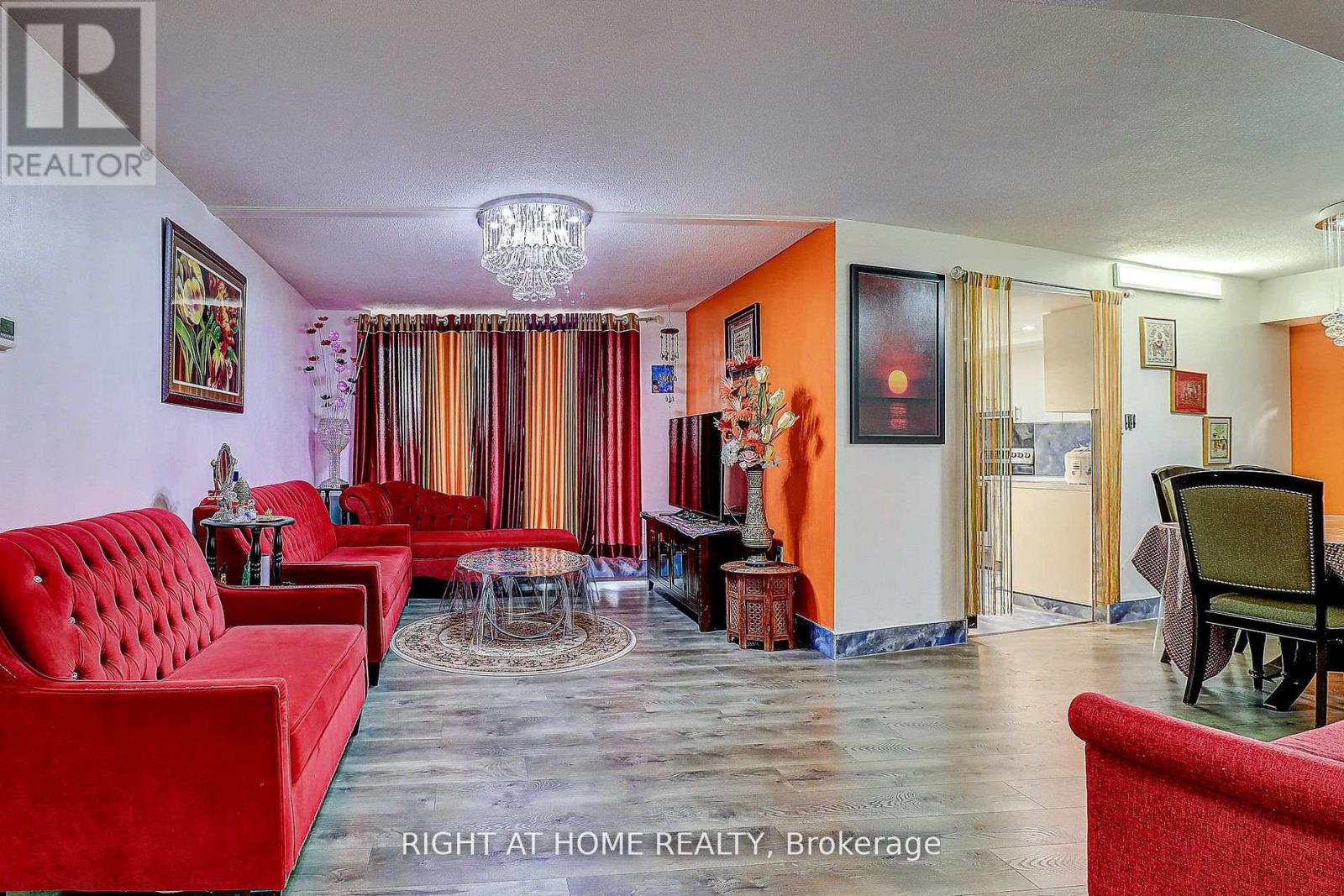 #605 757 VICTORIA PARK AVENUE - 9