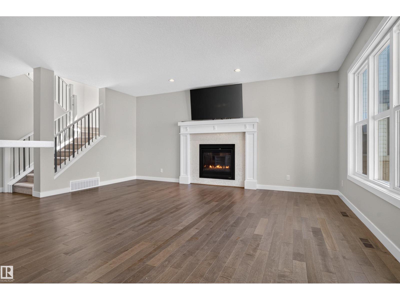 9432 229 ST NW — photo 8