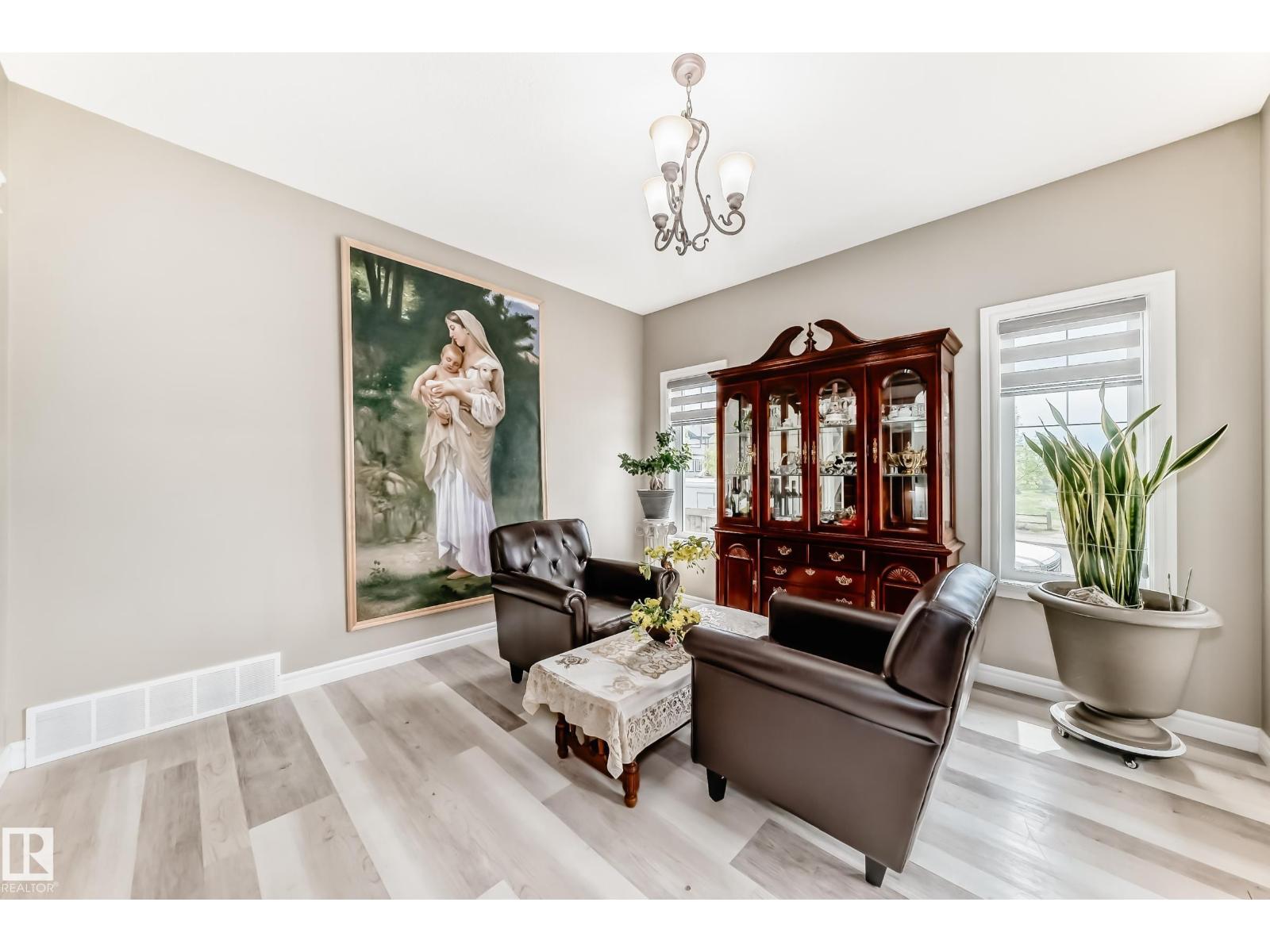 18003 77 ST NW - 8