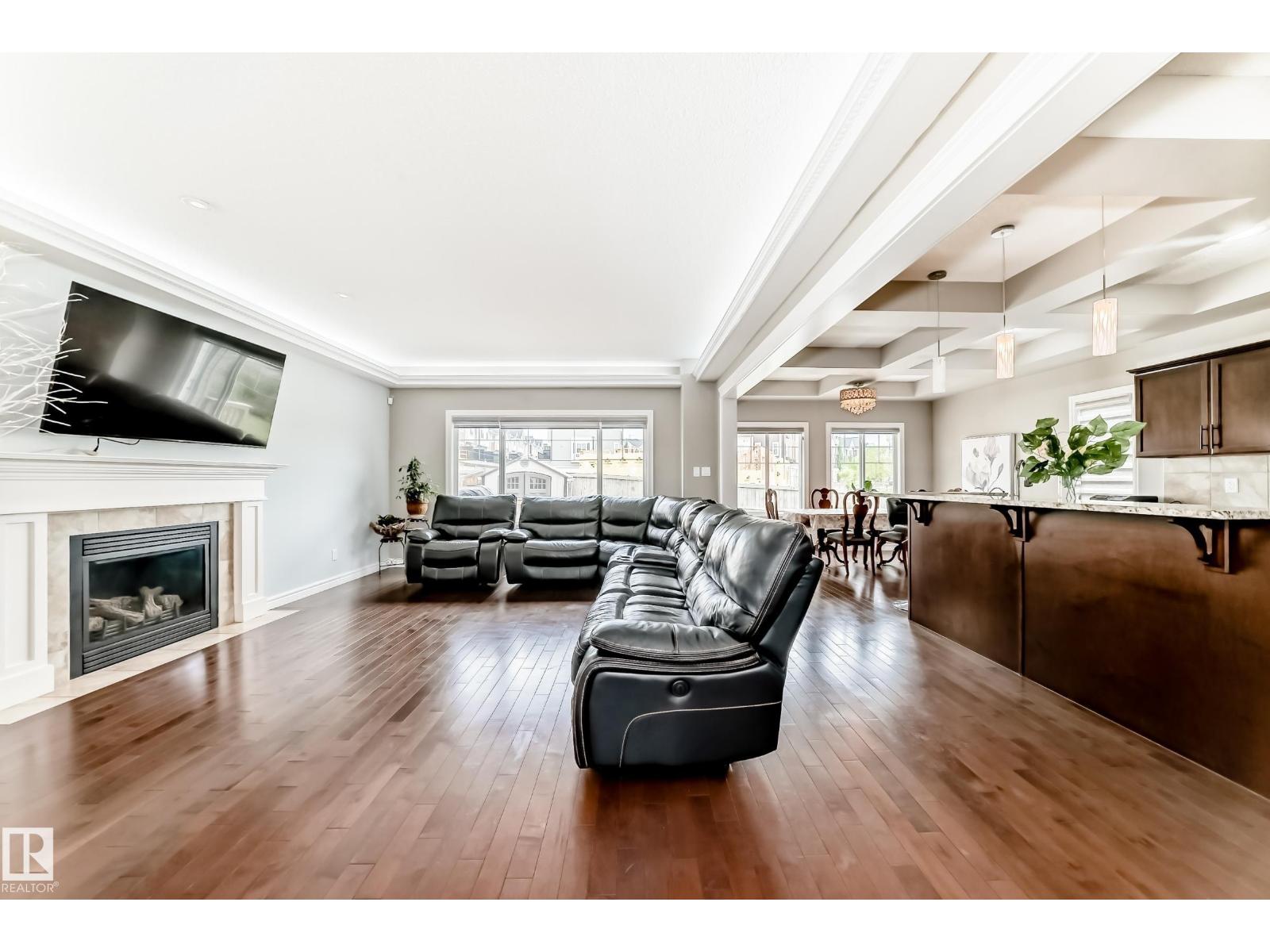18003 77 ST NW - 18