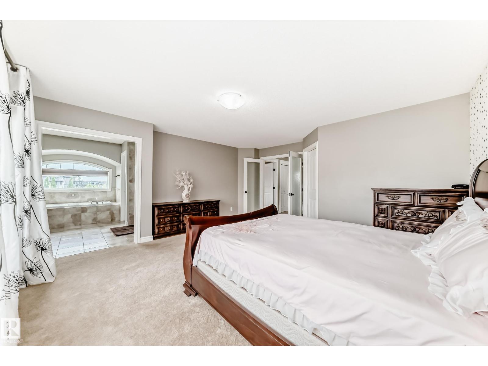 18003 77 ST NW - 35