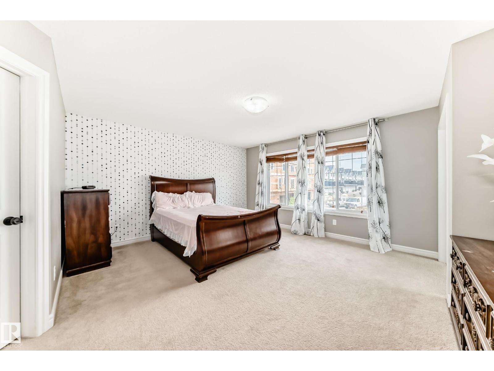 18003 77 ST NW - 33
