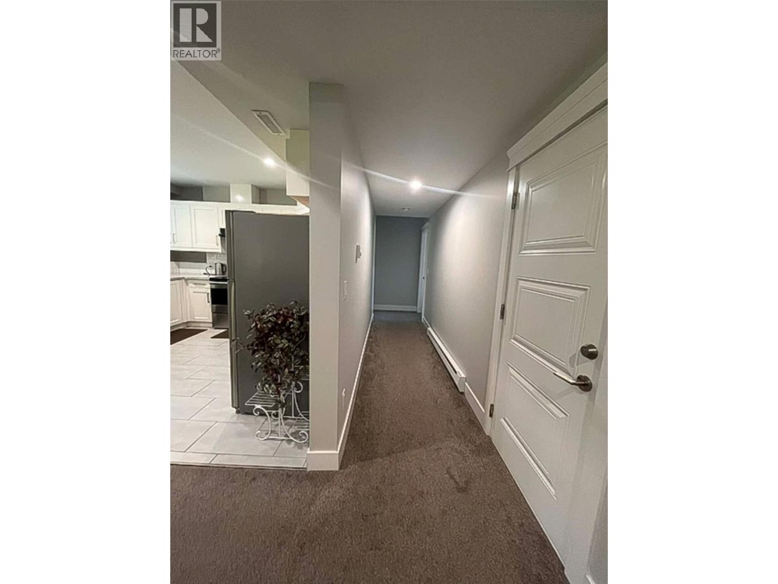 1941 Poplar Lane - 34