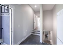 1941 Poplar Lane, Revelstoke, BC V0E2S3 Photo 30