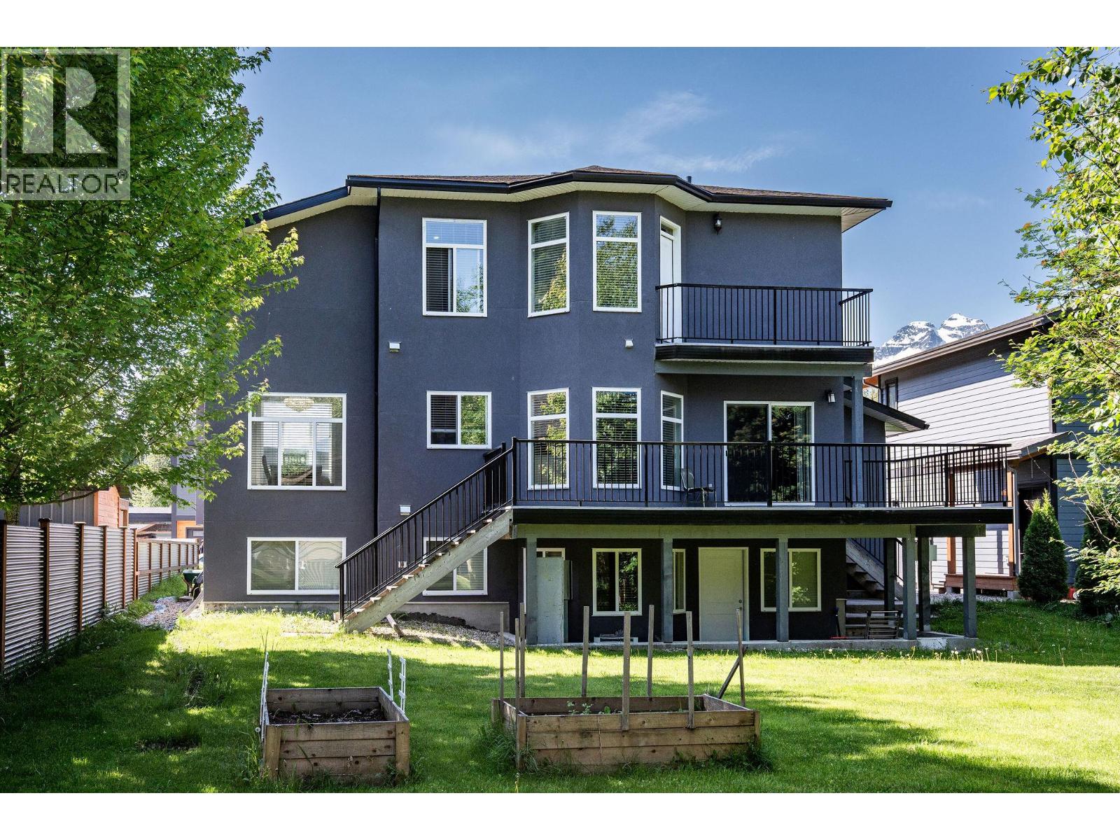 1941 Poplar Lane - 41