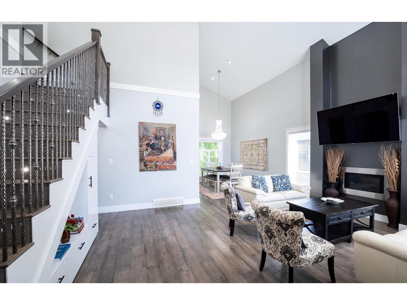 1941 Poplar Lane - 6