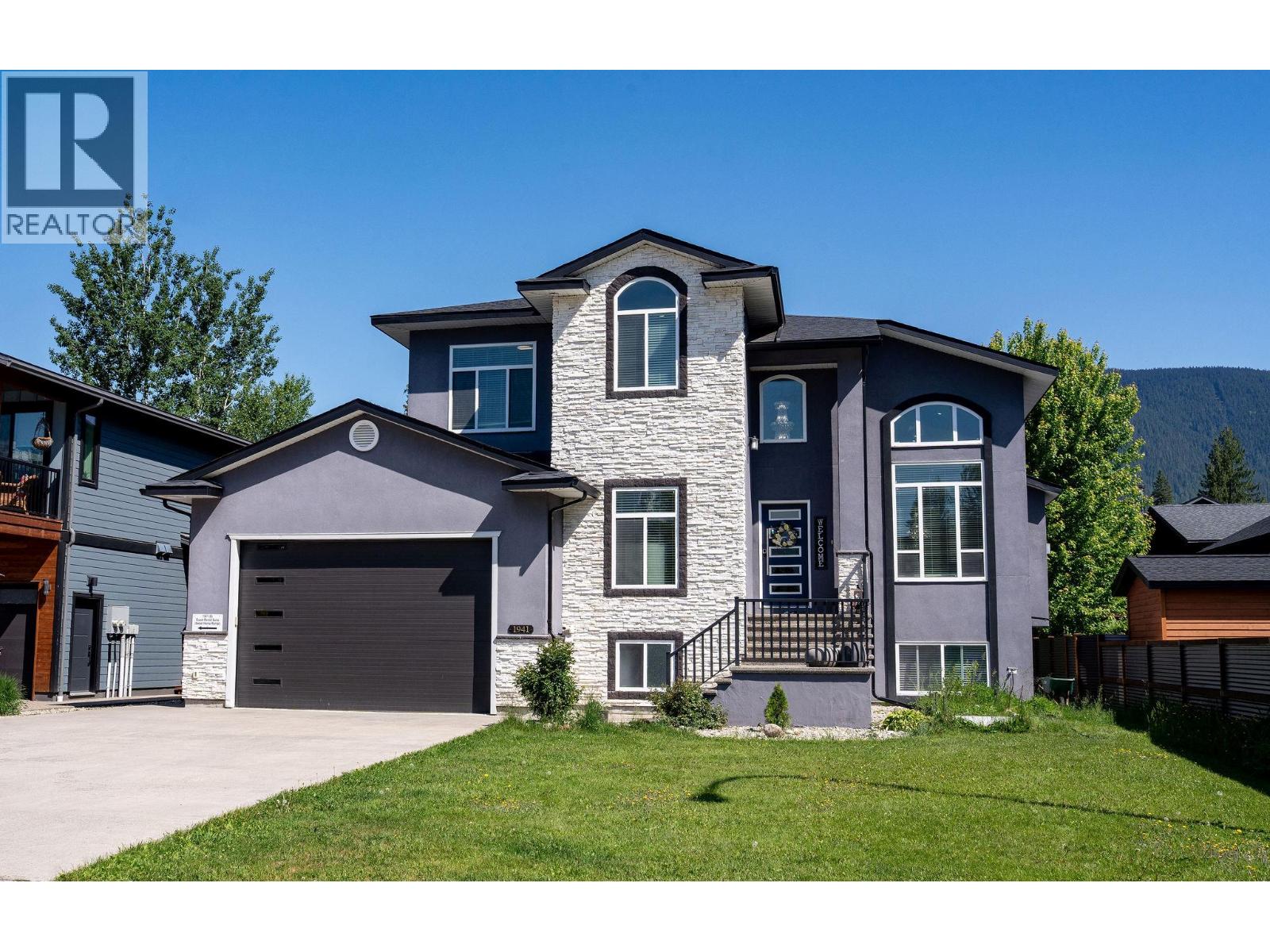1941 Poplar Lane - 42