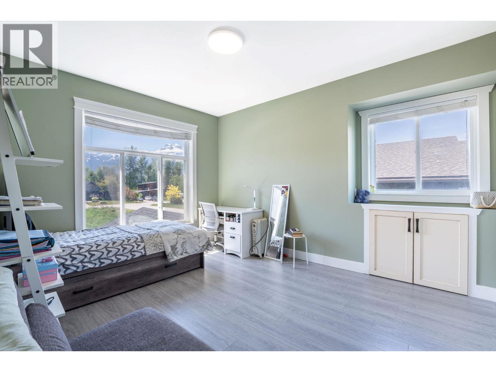 1941 Poplar Lane - 23