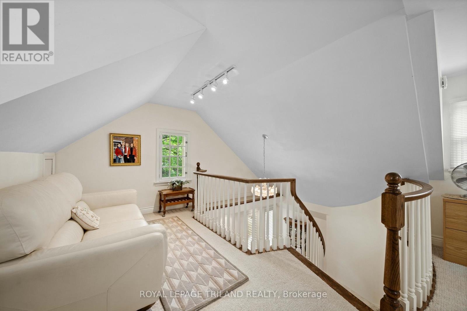 31 CHALMERS STREET - 22
