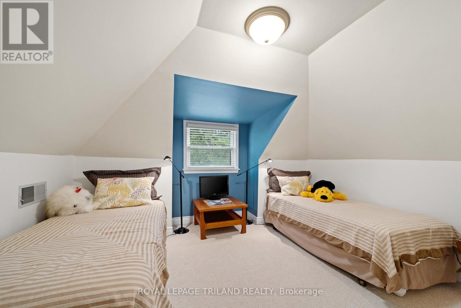 31 CHALMERS STREET - 25