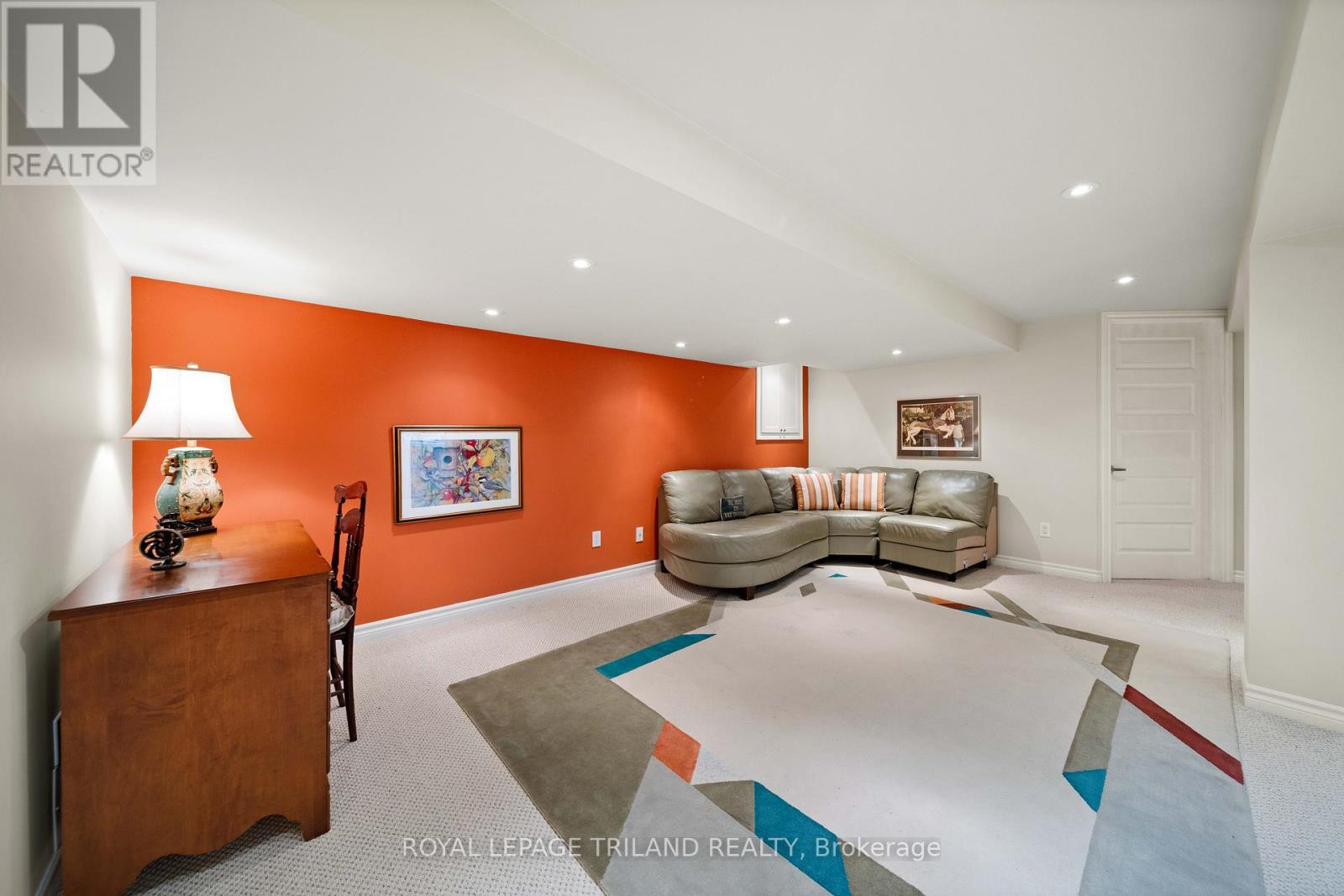 31 CHALMERS STREET - 27
