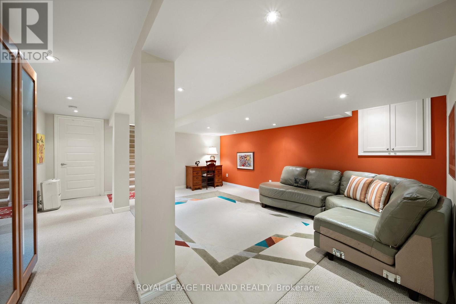 31 CHALMERS STREET - 28