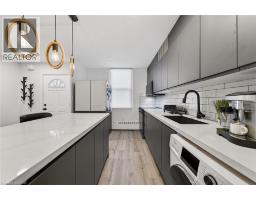 Foyer - 350 Quigley Road Unit# 324, Hamilton, ON L8K5N2 Photo 8