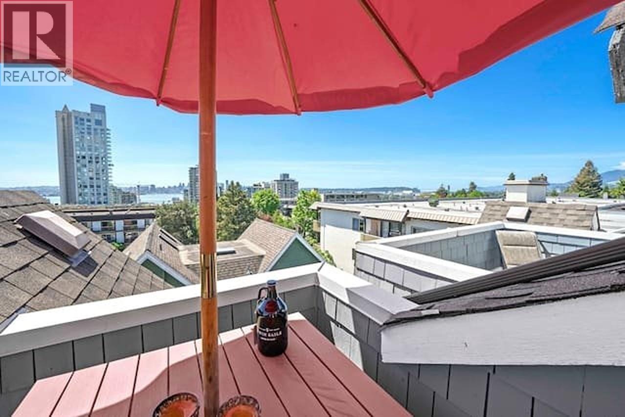 D 136 W 4TH STREET, North Vancouver