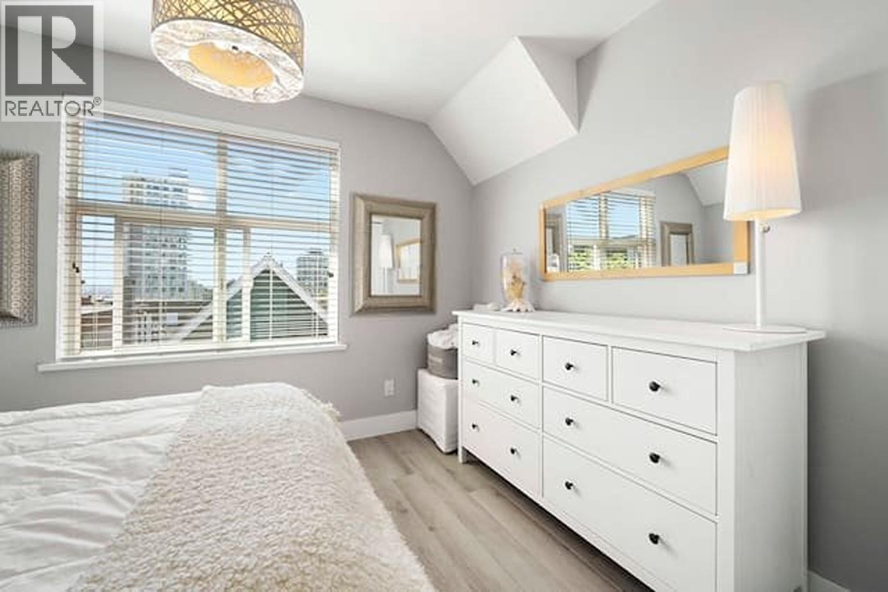 D 136 W 4TH STREET, North Vancouver