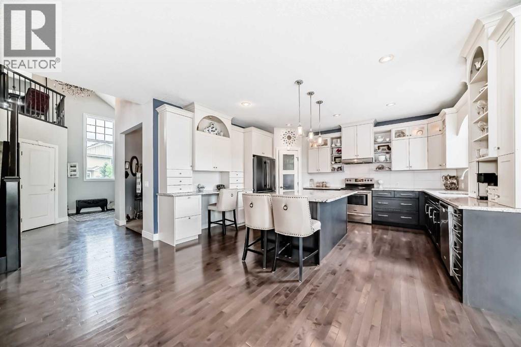 136 STONEMERE Close — photo 8