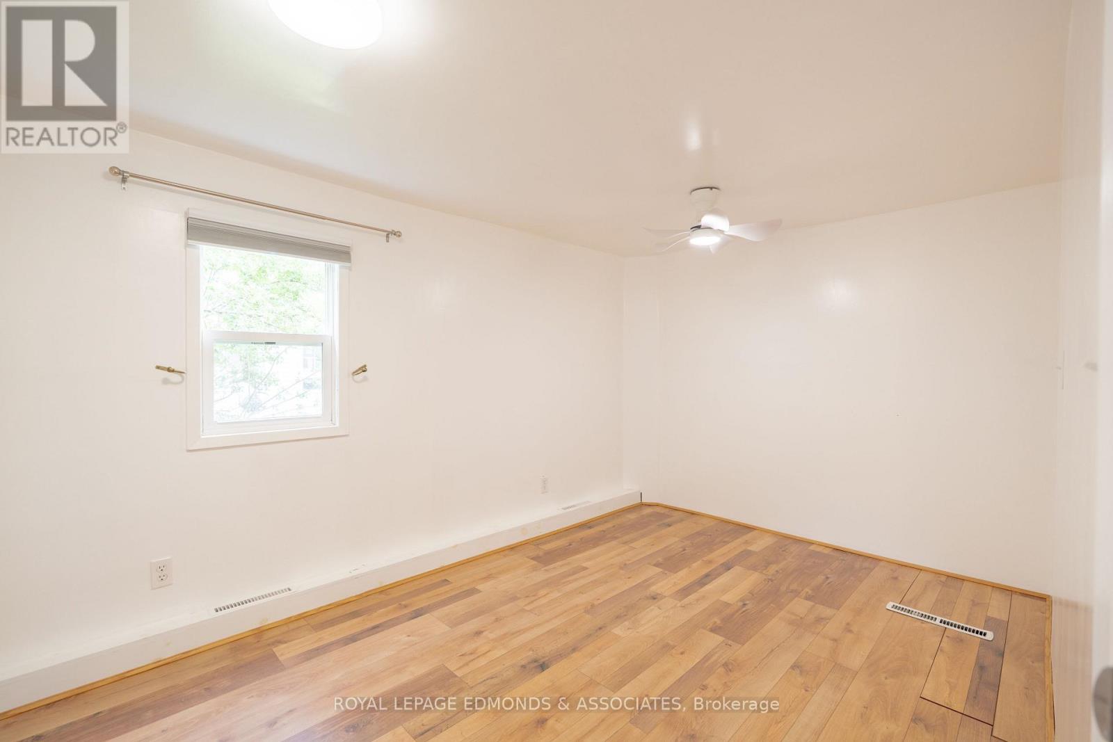 73 PINEHURST ESTATES - 13