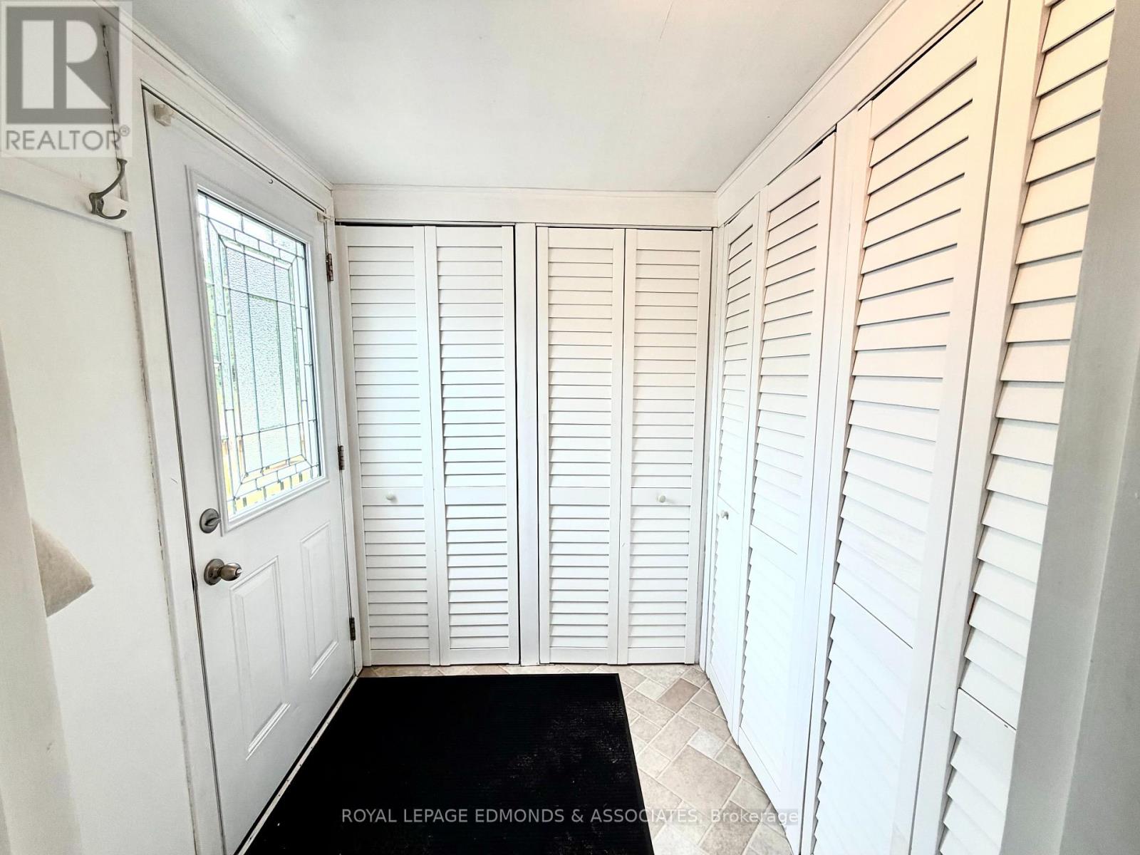 73 PINEHURST ESTATES - 4