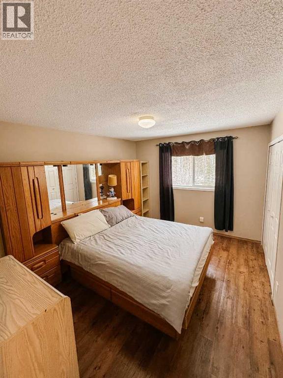 30, 8500029 Range road 220 - 18