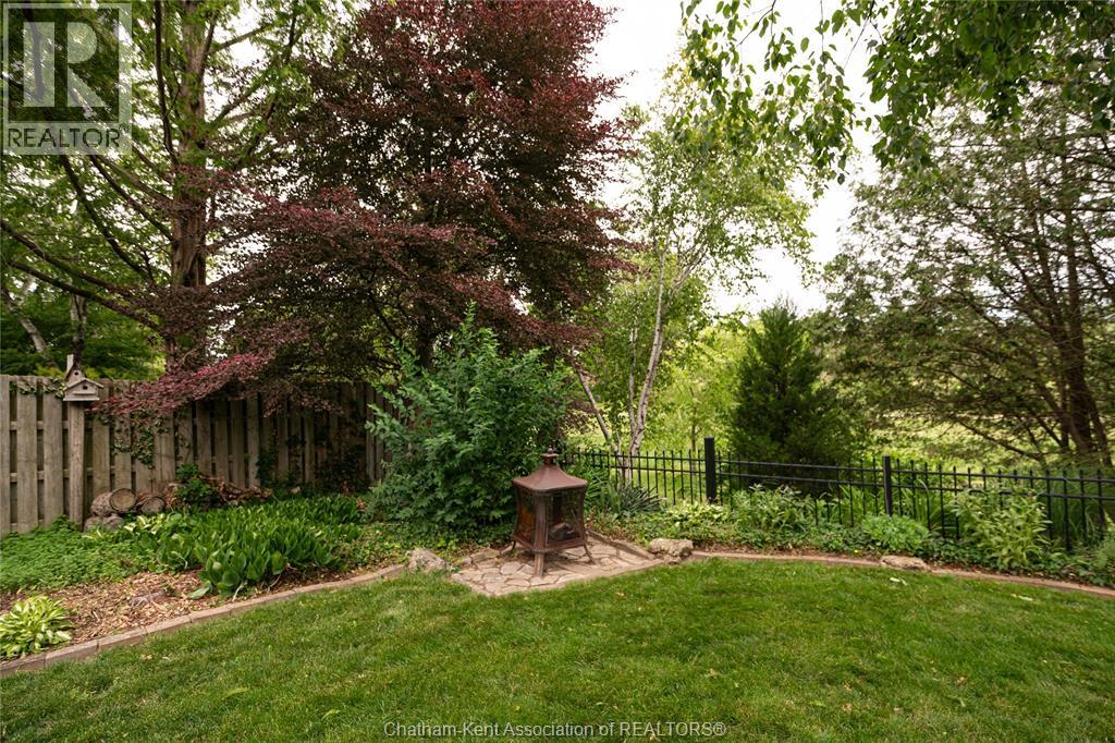 11 ALGONQUIAN DRIVE - 18