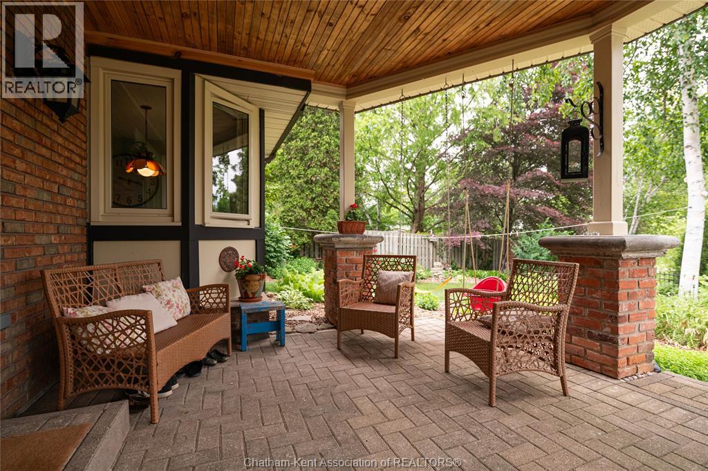 11 ALGONQUIAN DRIVE - 5