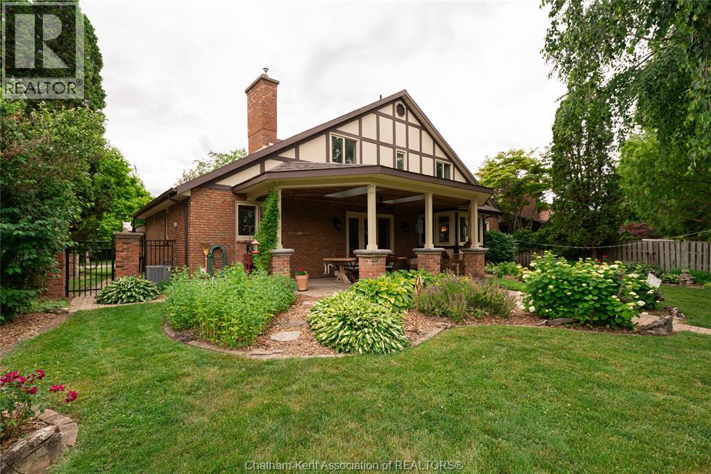 11 ALGONQUIAN DRIVE - 6
