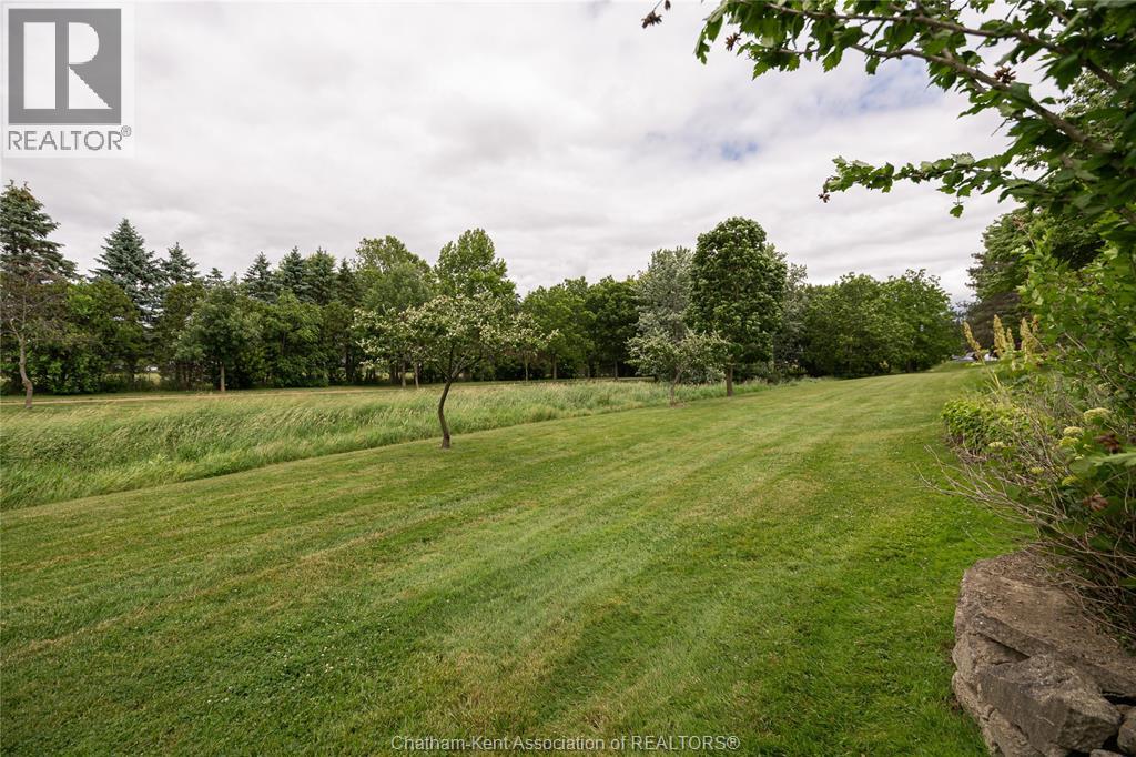 11 ALGONQUIAN DRIVE - 16