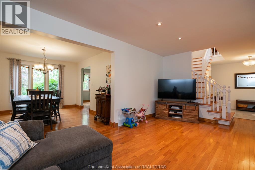11 ALGONQUIAN DRIVE - 21