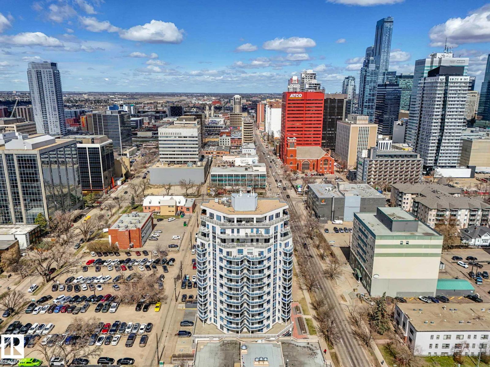#305 10504 99 AV NW - 37