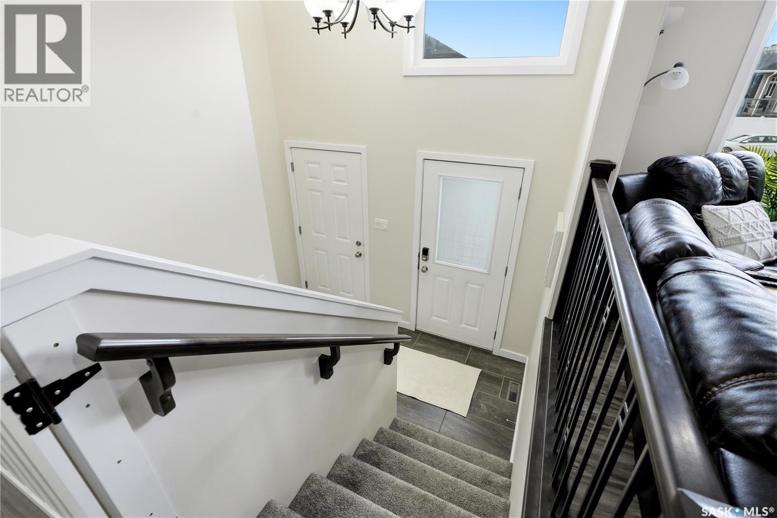 505 Mickelson LANE - 3