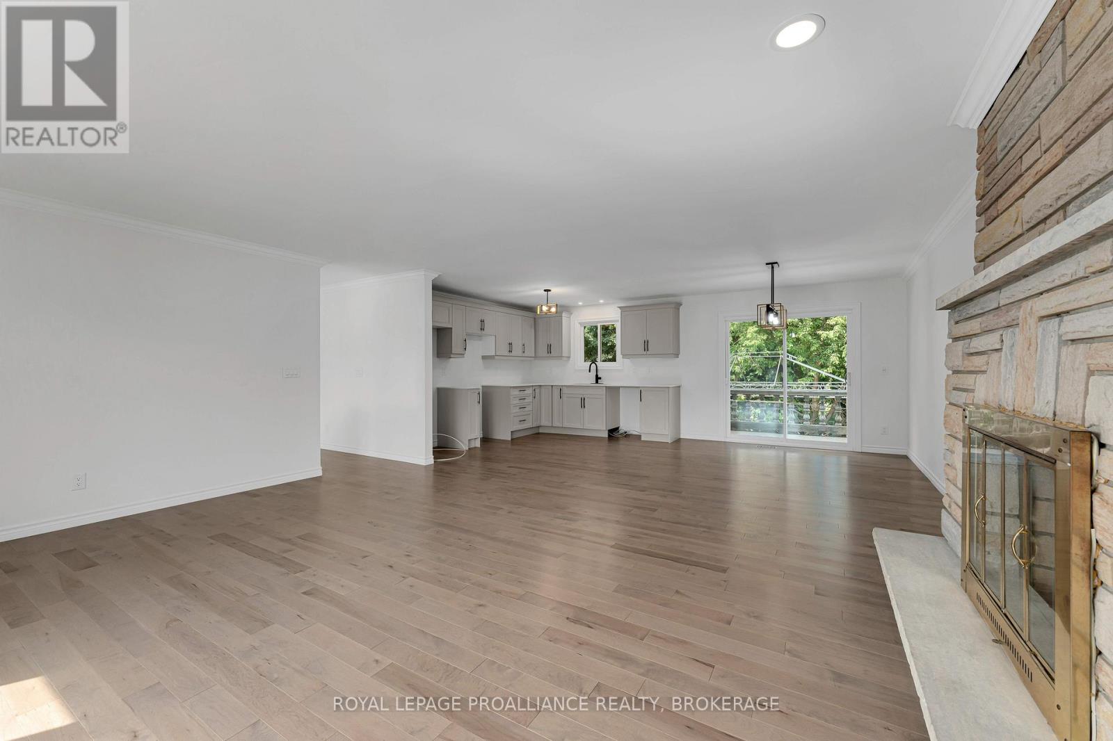 14 BAKER STREET - 11