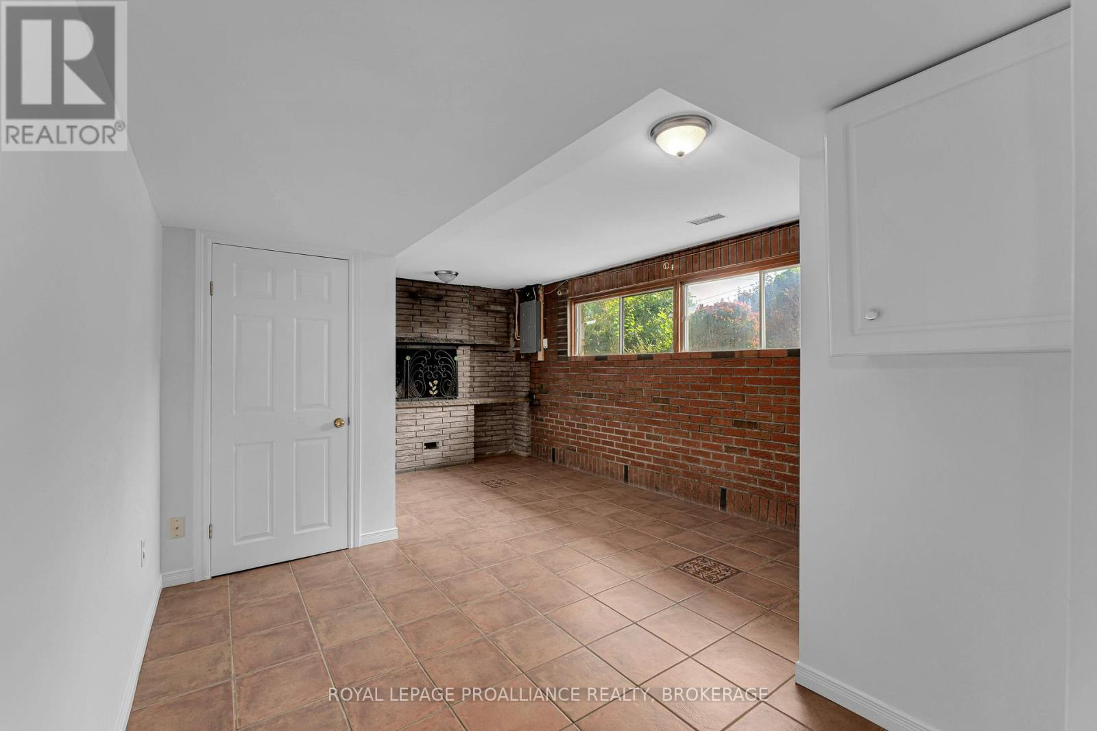 14 BAKER STREET - 32