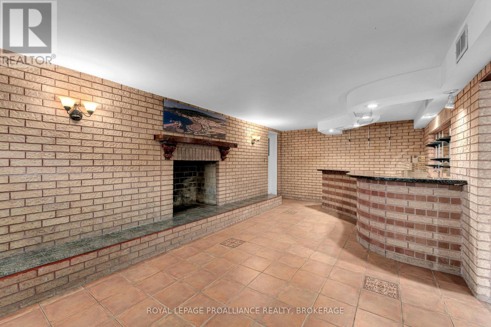 14 BAKER STREET - 37