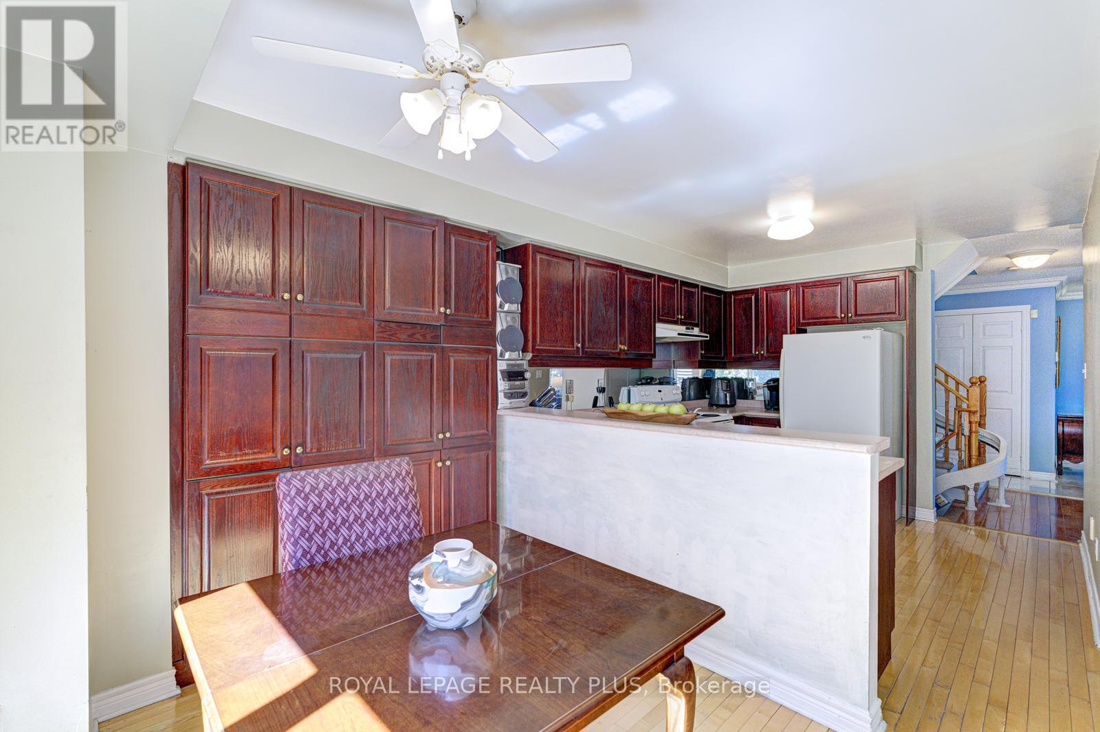 #1 5658 GLEN ERIN DRIVE - 15