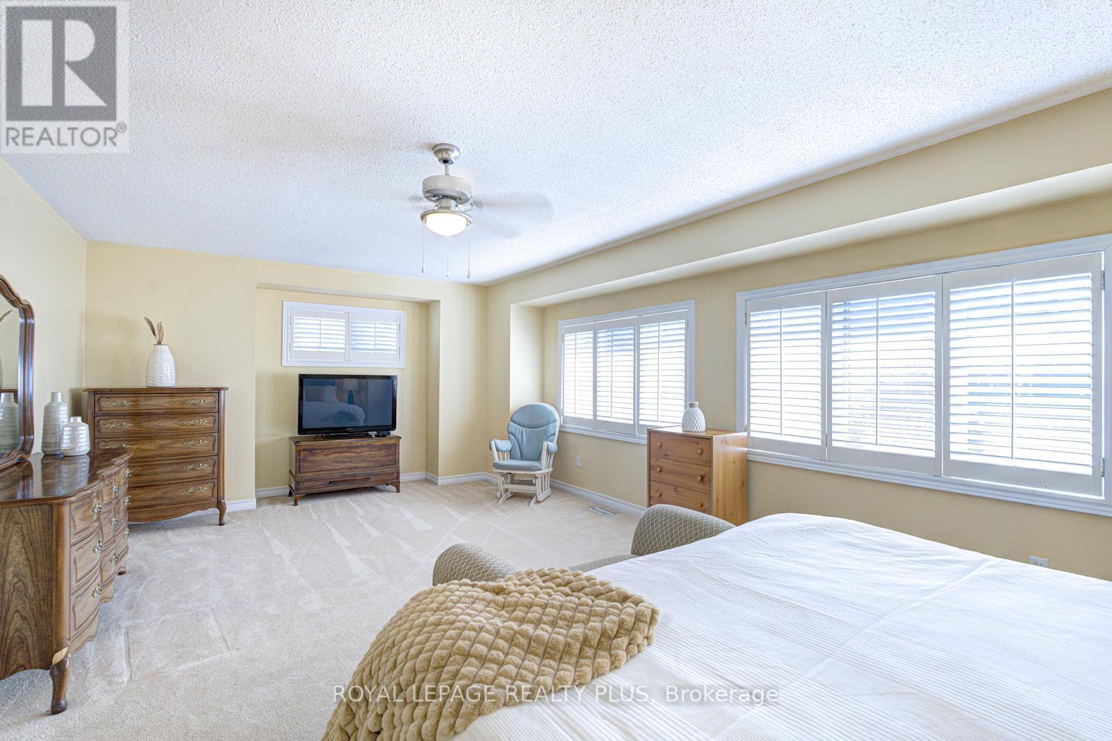#1 5658 GLEN ERIN DRIVE - 26