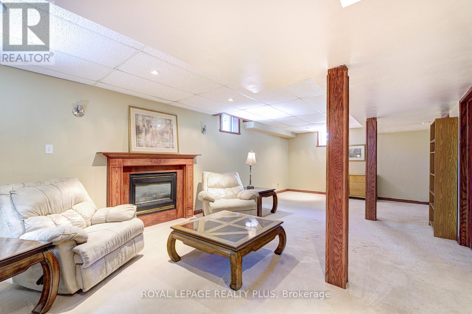 #1 5658 GLEN ERIN DRIVE - 38