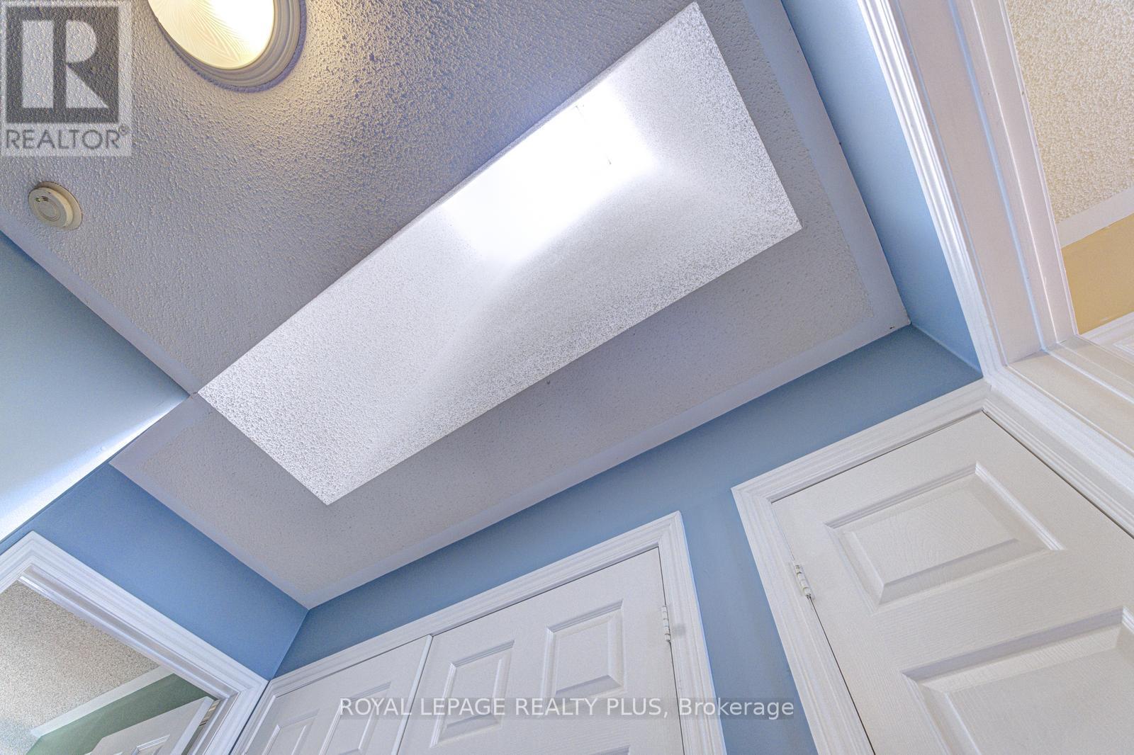 #1 5658 GLEN ERIN DRIVE - 37
