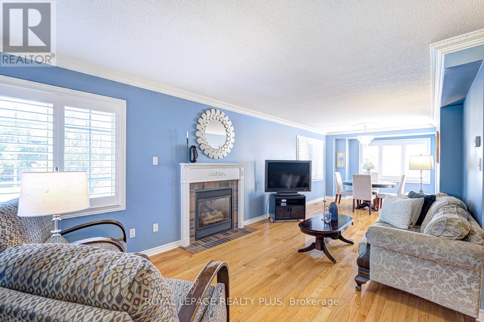 #1 5658 GLEN ERIN DRIVE - 7