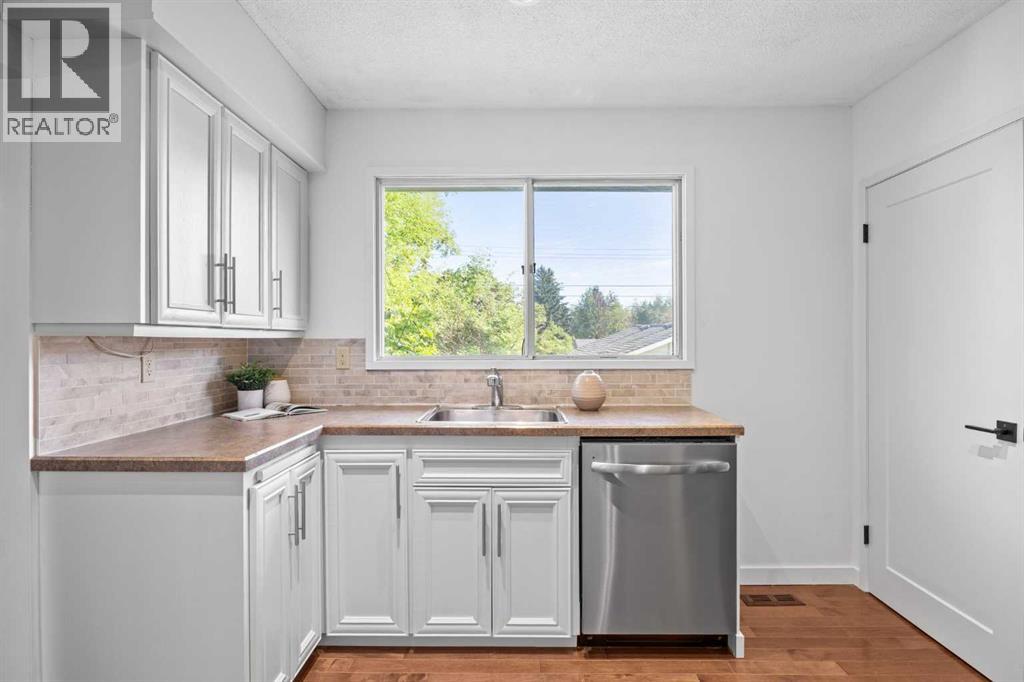 4952 Vanguard Road NW — photo 16