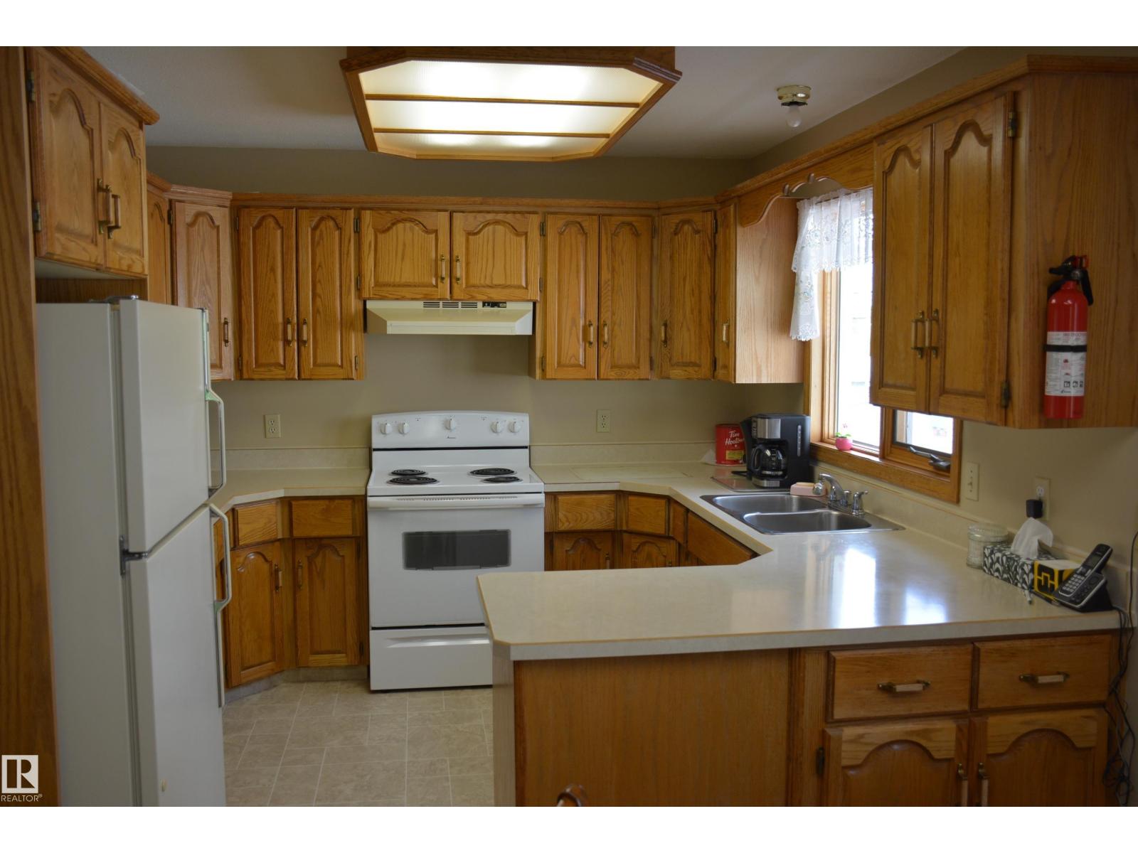 5020 47 ST — photo 36