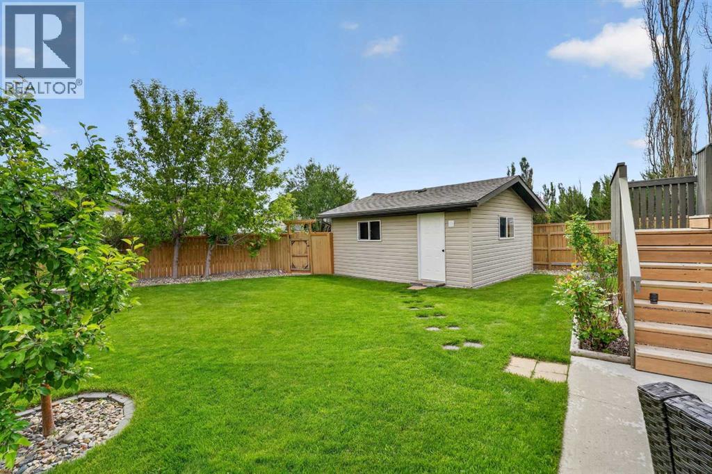 382 Heritage Boulevard W — photo 44
