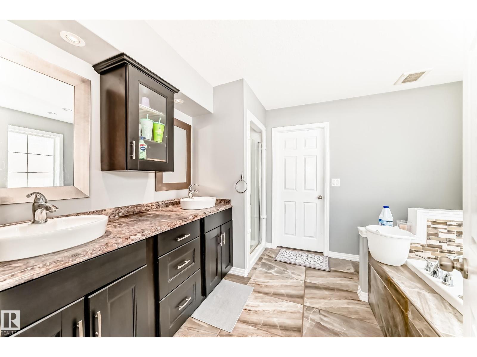 16720 61 ST NW - 17