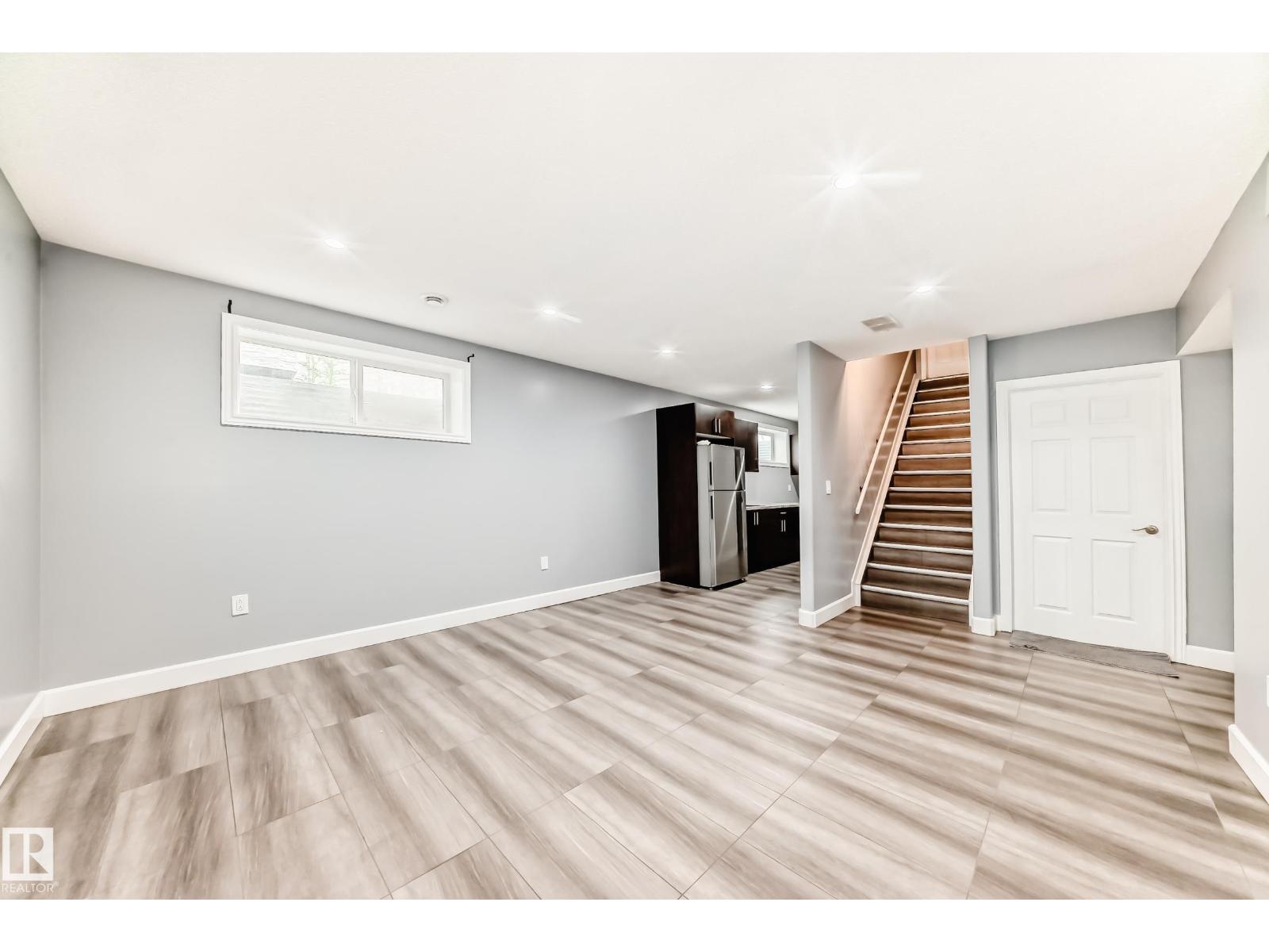 16720 61 ST NW - 29