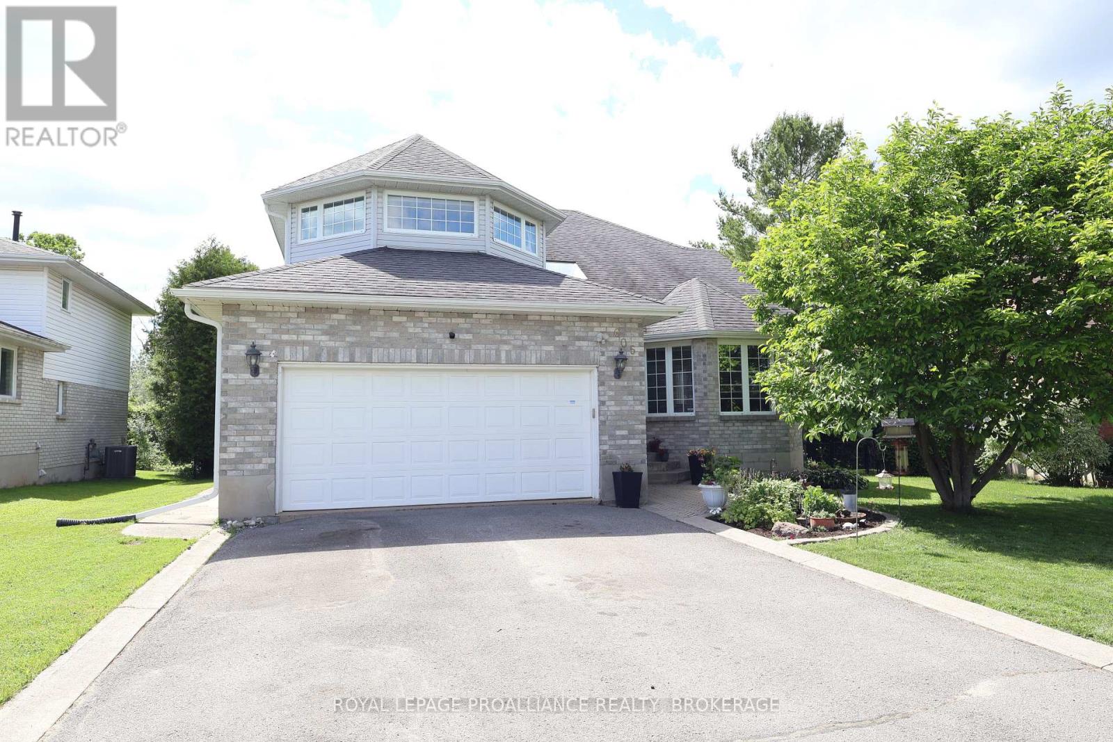605 FERNMOOR DRIVE