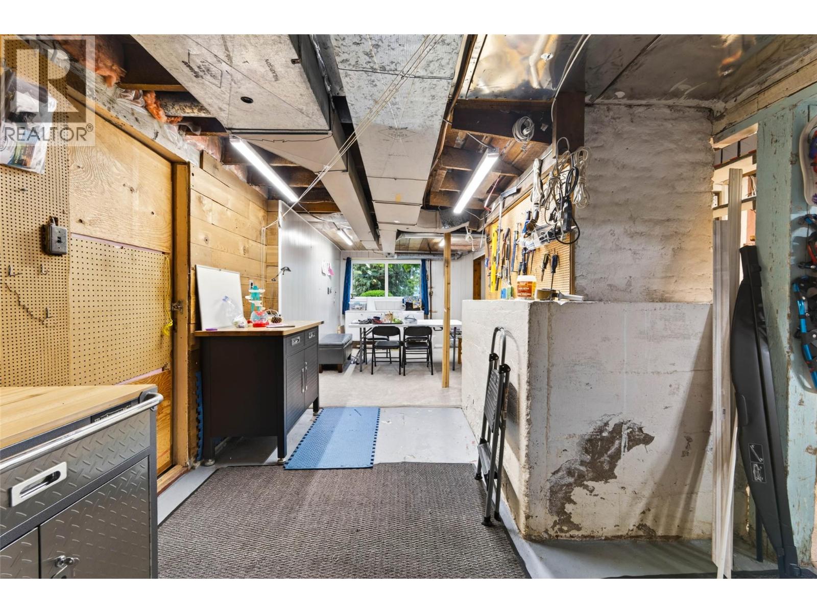 502 Houston Street - 44